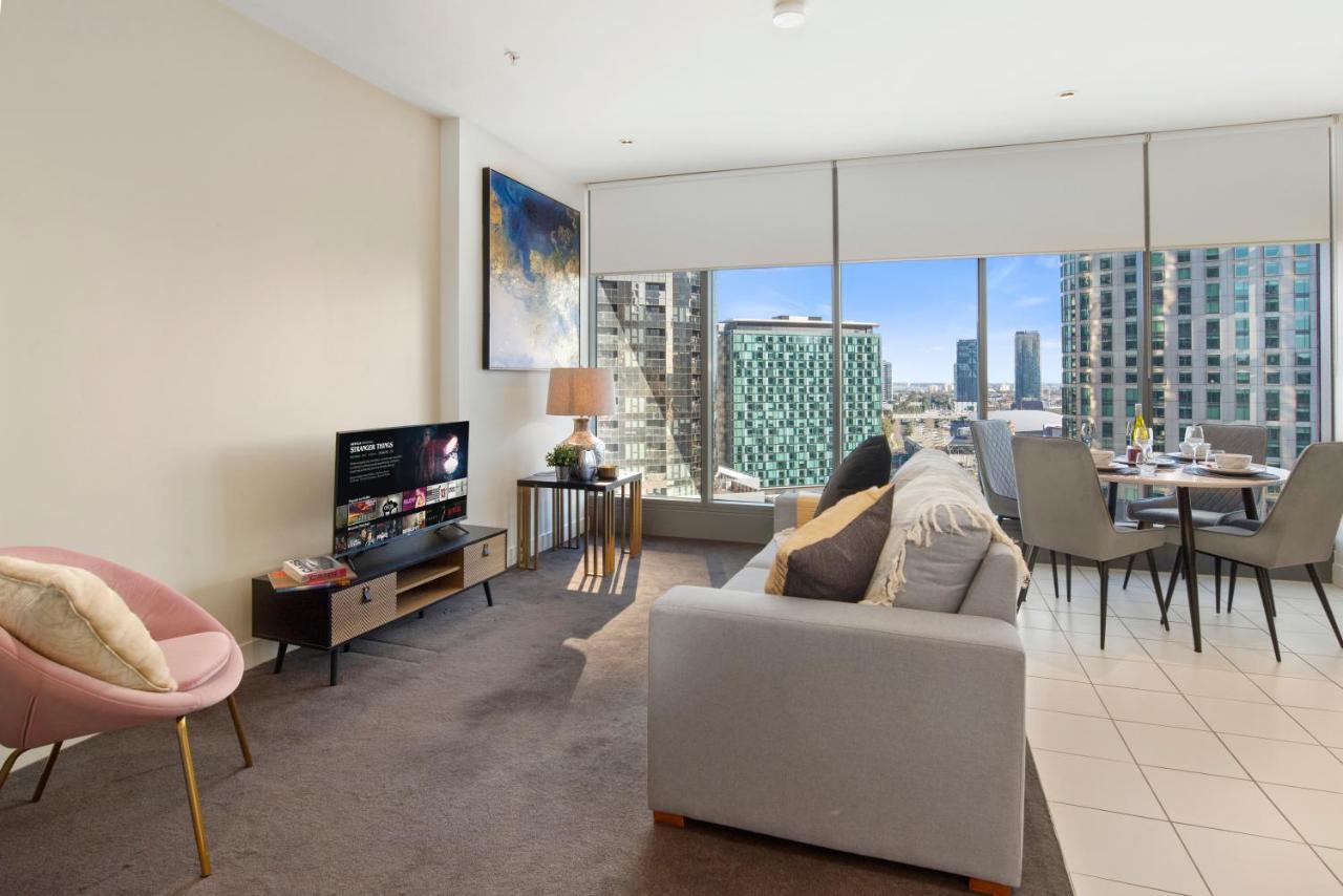 Sophisticated Designer Condo W River & City Views Melbourne Exterior photo